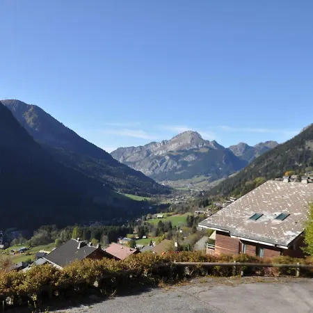 Apartment 2 Pieces Avec Balcon Et Parking, Proche Centre Et Remontees Mecaniques ! - Fr-1-693-65