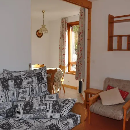 2 Pieces Avec Balcon Et Parking, Proche Centre Et Remontees Mecaniques ! - Fr-1-693-65 شقة شاتيل